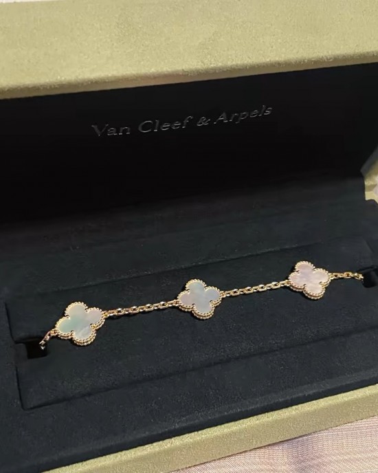 Van Cleef & Arpels ALHAMBRA VCARA41800 Bracelet