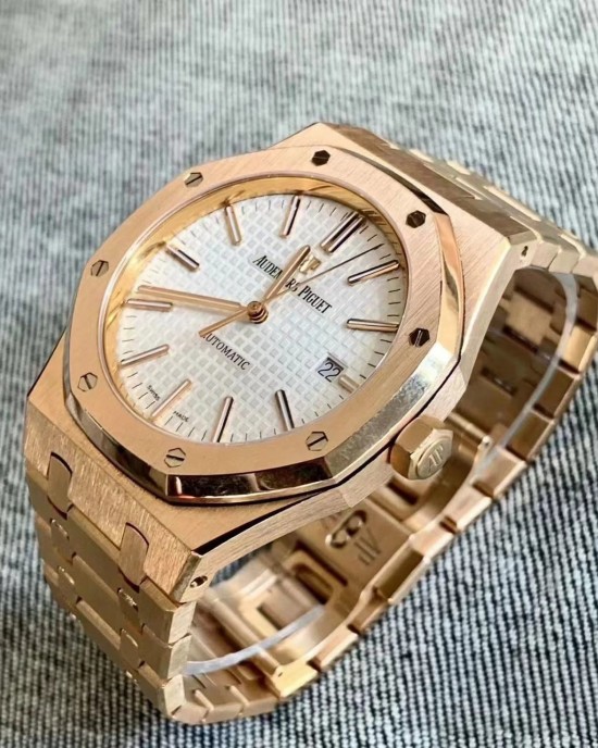 Audemars Piguet  Royal Oak  15202BA.OO.1240BA.02