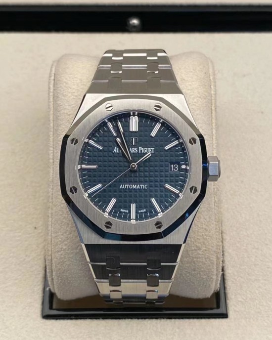 Audemars Piguet  Royal Oak  15202IP.OO.1240IP.01