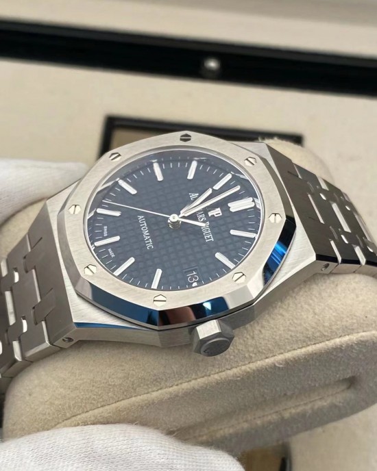 Audemars Piguet  Royal Oak  15202IP.OO.1240IP.01