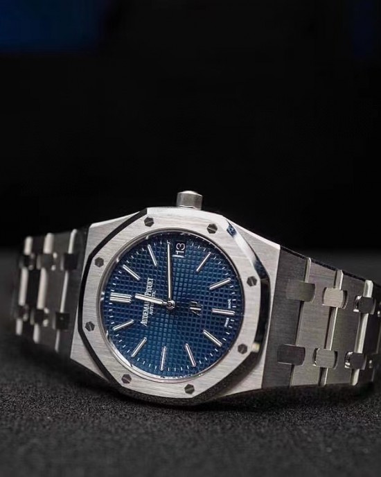 Audemars Piguet  Royal Oak  15550ST.OO.1356ST.06