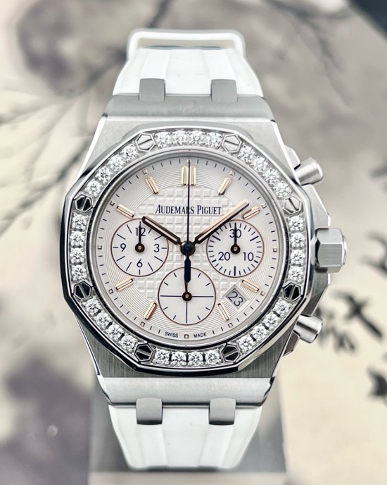 Audemars Piguet  Royal Oak  26144ST.ZZ.D010CA.01