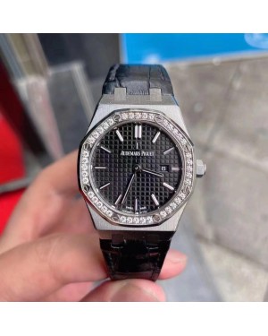 Audemars Piguet  Royal Oak  67651ST.ZZ.D002CR.01