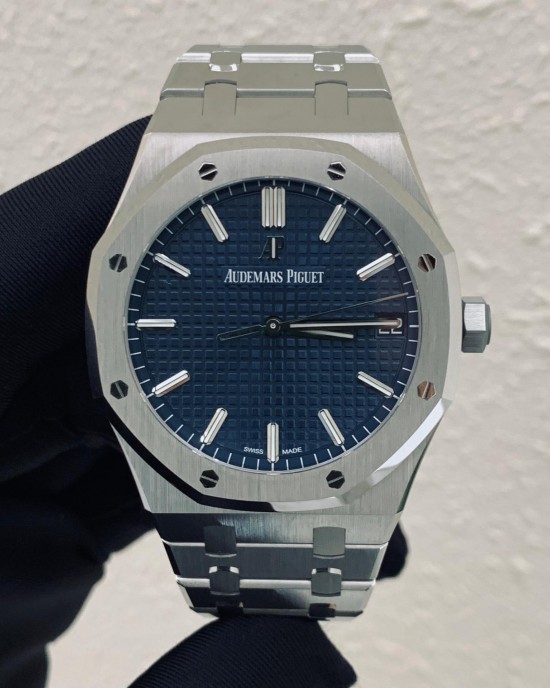 Audemars Piguet  Royal Oak 15500ST.OO.1220ST.01