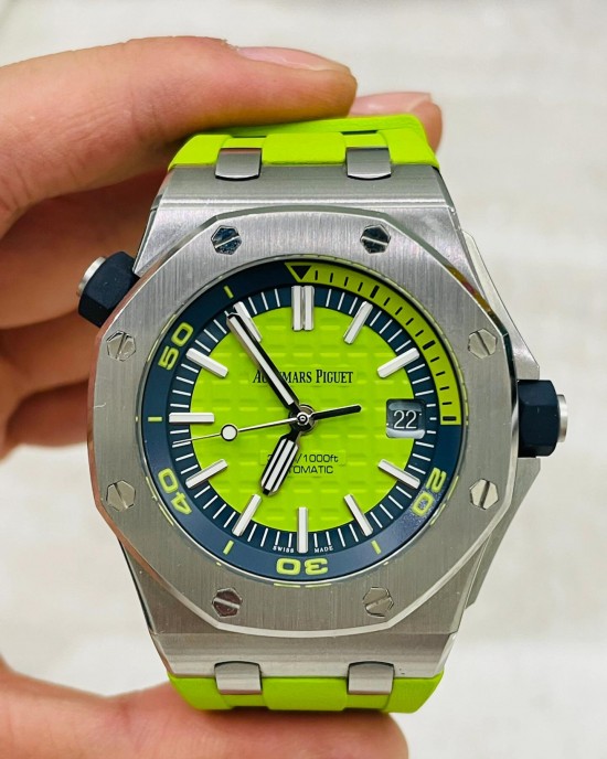 Audemars Piguet  Royal Oak 15710ST.OO.A038CA.01