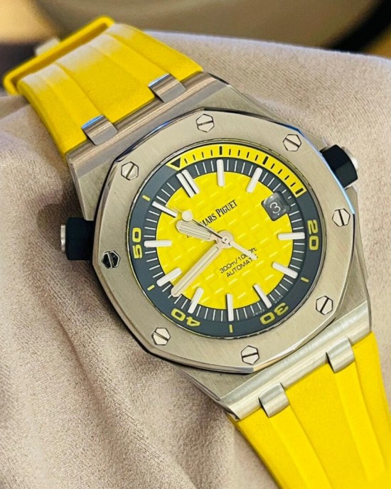 Audemars Piguet  Royal Oak 15710ST.OO.A051CA.01